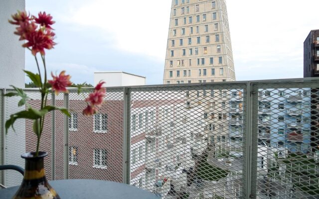 "comfortable Studio Apartment Garden View By City Living - Umami"