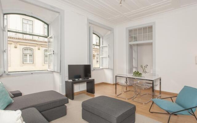 Chiado Home