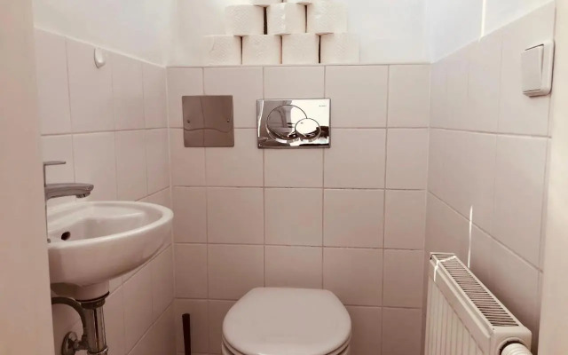 Helle 4 Zimmer Familien-Wohnung mit Balkon! Schloss Schönbrunn in Gehdistanz
