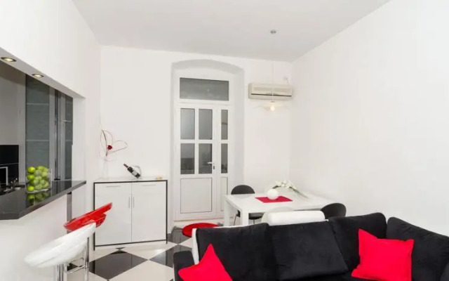 Guest House Cinema