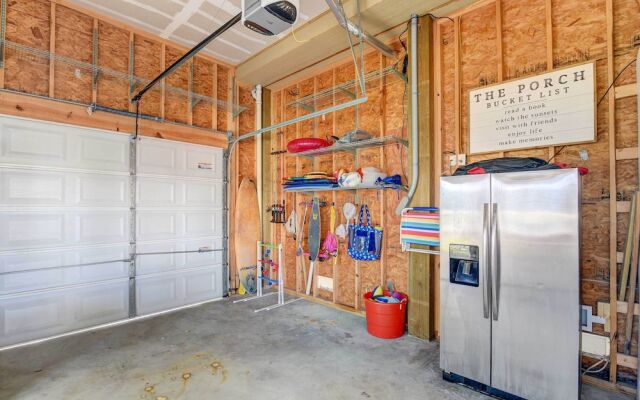 Stilted Galveston Vacation Home w/ Canal Views!