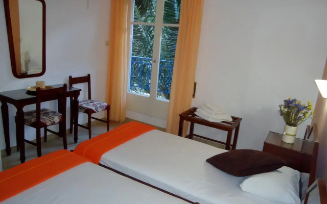 Hotel George