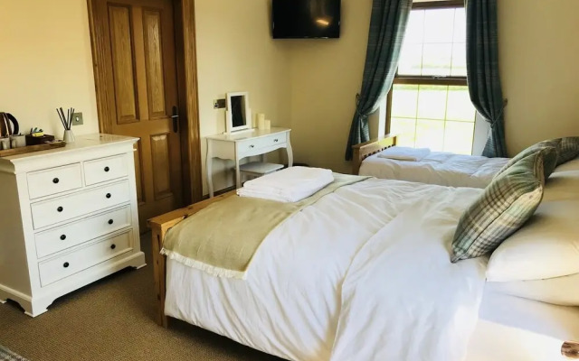 Beechtree Manor Stunning 4 Bedroom Home