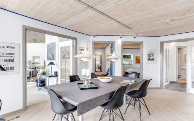 "Henrich" - 1.2km from the sea in Western Jutland