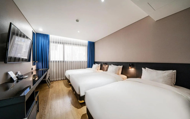 Rivertain Hotel Gyeongju