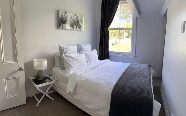 RENWICK IN THE CITY free wifi 7min walk to city – Guest Rooms – Nelson