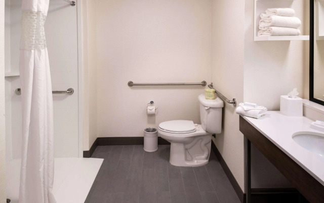 Hampton Inn & Suites Carson City
