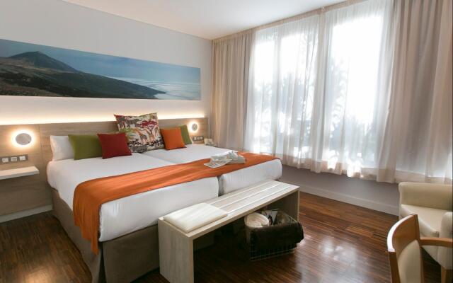 Escuela Santa Cruz Hotel
