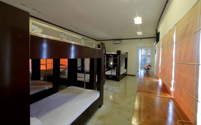 Hanoi Starlight Boutique Hotel