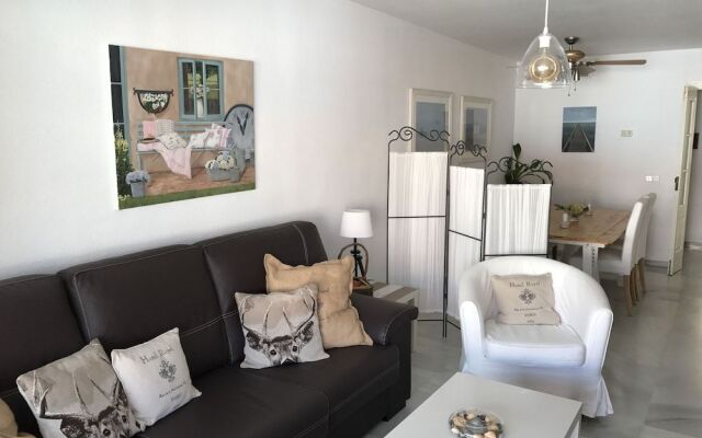 Ricardo Soriano Apartment