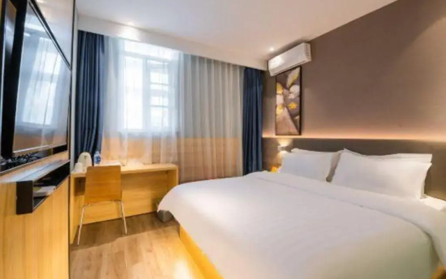 7 Days Premium Hotel (Fuzhou Mawei Shipbuilding culture)