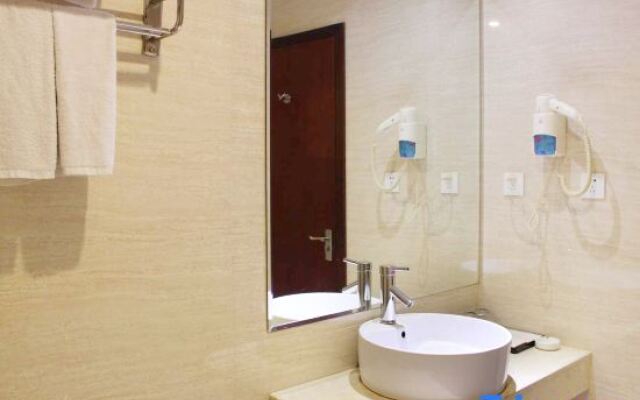 Yixin Hotel