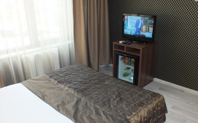 Lifos Otel