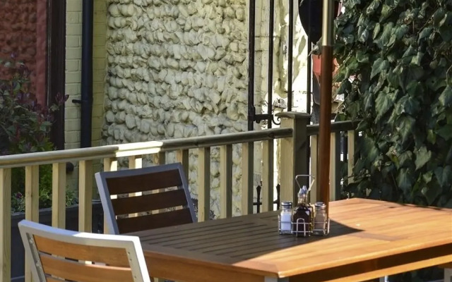 The Crown Hotel
