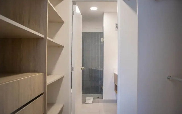 w Majestic 1BR w Modern Pool in Miraflores