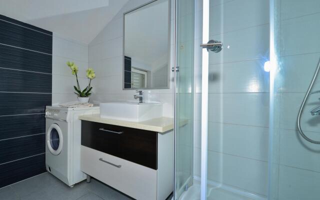 Marijo - 300 m From Beach - A1