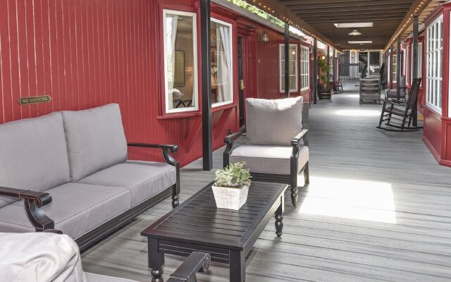 Napa Valley Railway Inn