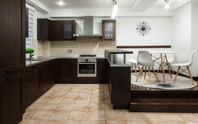 Апартаменты на улице Дмитриевой