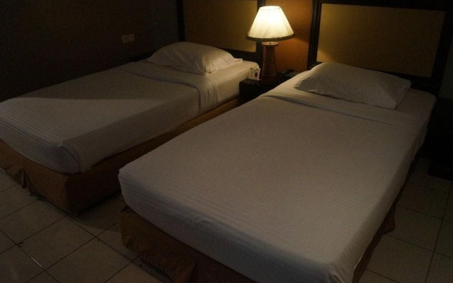 Surya Hotel Duri – Guest Rooms – Bengkalis