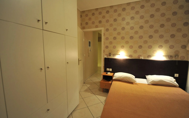 Ceragio Hotel & Apartments