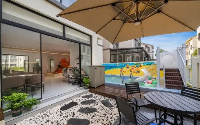 Tongyue Family Homestay with Pool Courtyard (Shanghai Jinshan North Station) – Outside – Shanghai