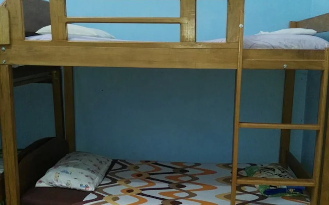 Amazon Mad Mick's Bunk House - Adults Only