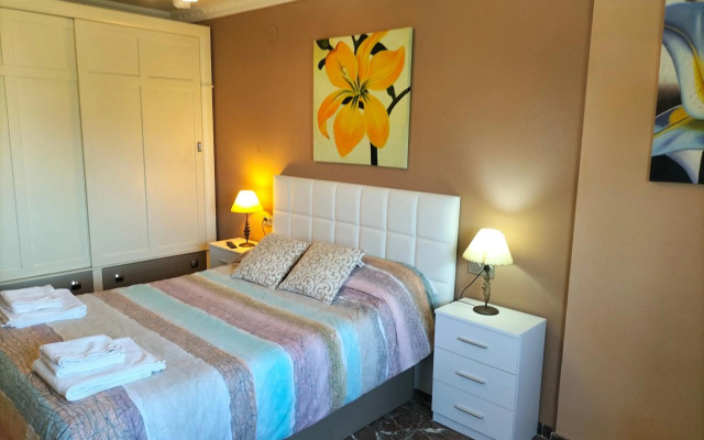 Piso turístico en Granada. Zona Palacio Deportes