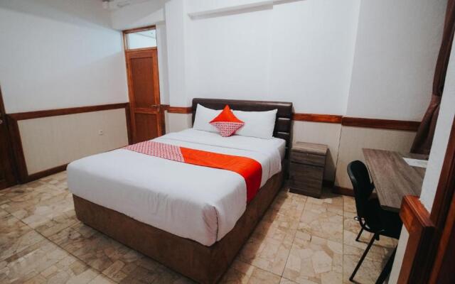 OYO 1209 Tirtasari Nice Guesthouse