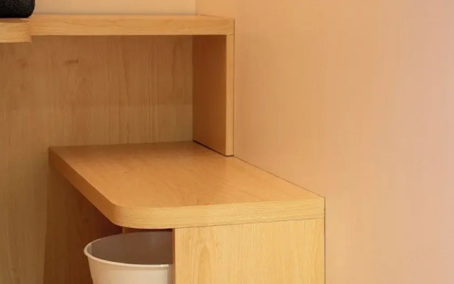 CRiB by Bobobox, Kuningan, Jakarta