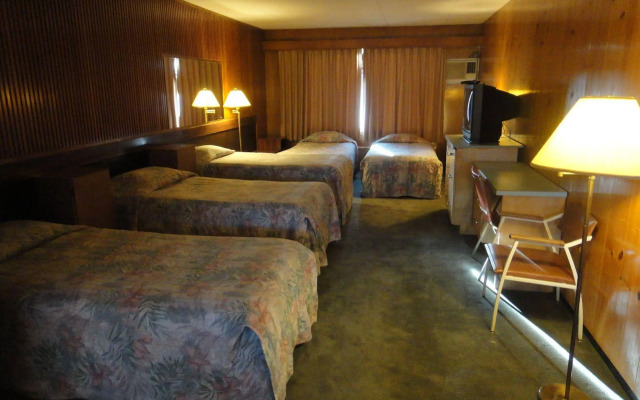 Airport Inn Motel & RV Park