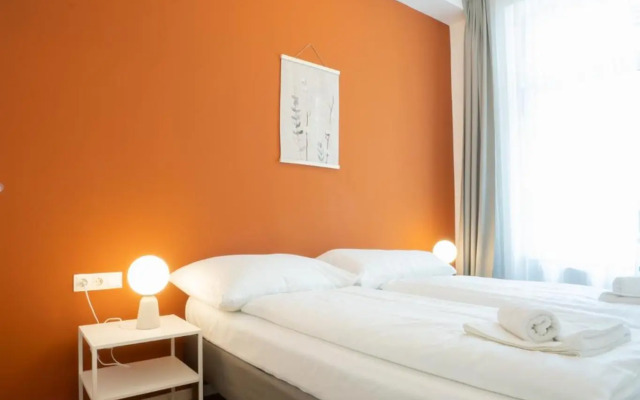 Sunny apartment in Leopoldstad + terrace with grill