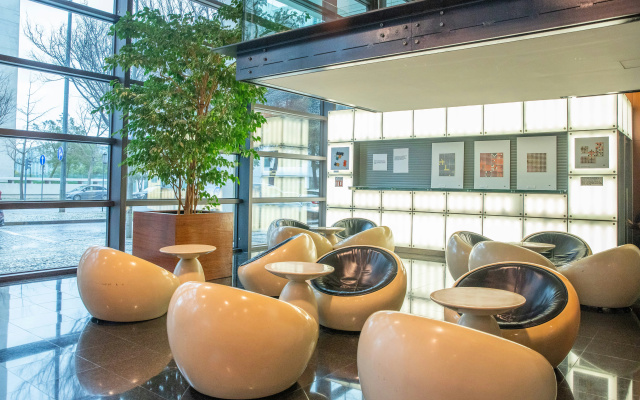 VIP Executive Art's Hotel - Image 2
