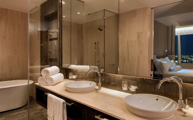 InterContinental Residence Suites Dubai Festival City, an IHG Hotel