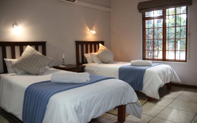 Aan Die Oewer Guest House