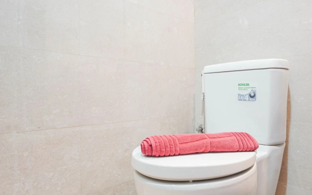 Comfort And Cozy Studio At Menteng Park Apartment