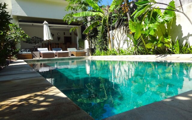 Teras Lombok Bungalow