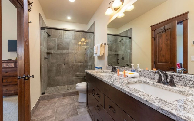 47 River Run Townhomes 3 Bedroom Townhouse by RedAwning
