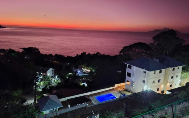 Tropical Secrets Holiday Apartments