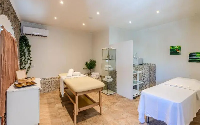 Iolida Corfu Resort & Spa