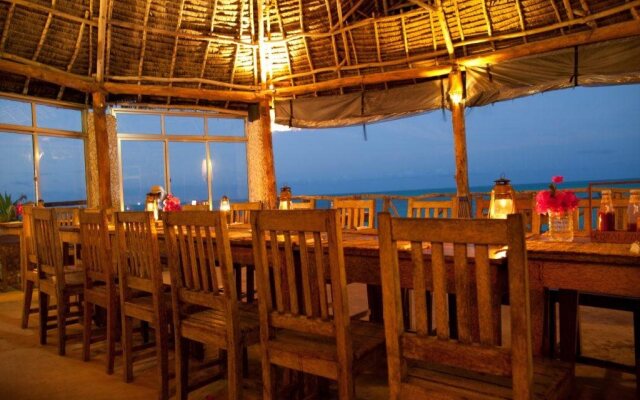 Coral Rocks Hotel & Restaurant