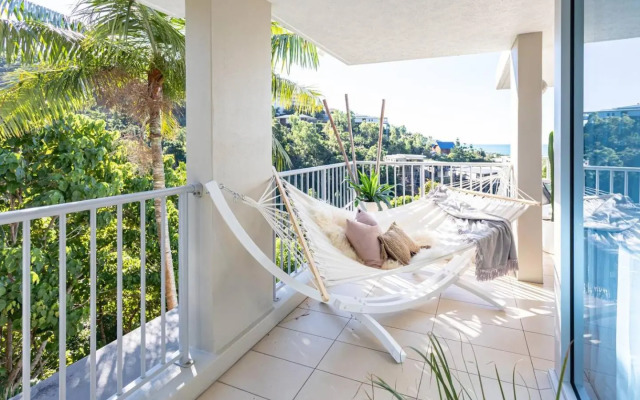 Whitsunday view BOHO apartment in Airlie Beach