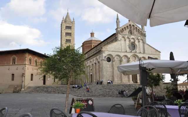 Rustic Tuscan Style Apartment