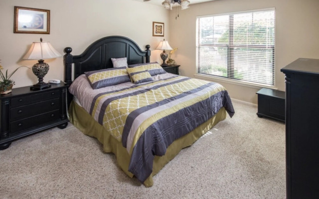 Bella Piazza 903 - 813