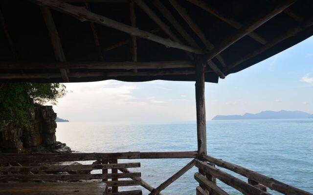 The Jemuruk Island Resort