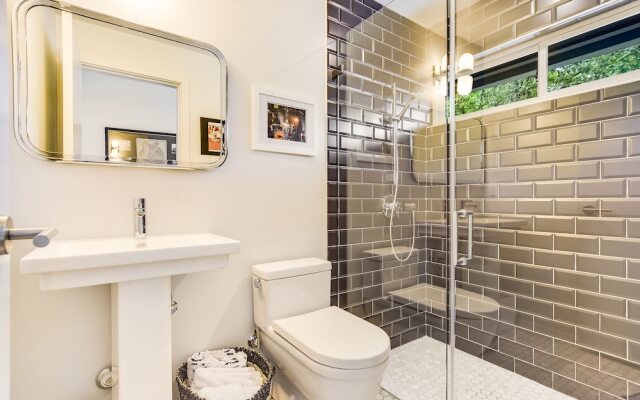 2602 Austin - 5 Br Home