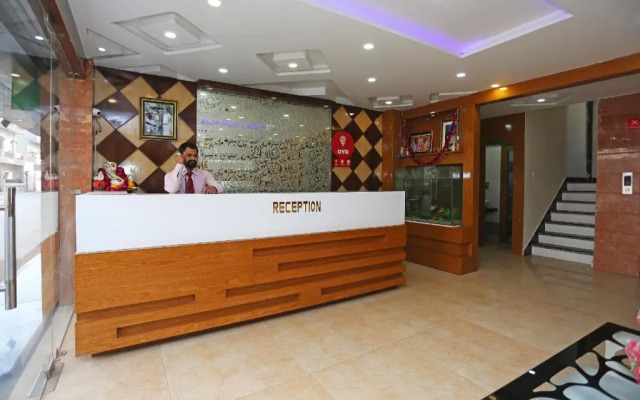 Hotel Nandgiri Palace
