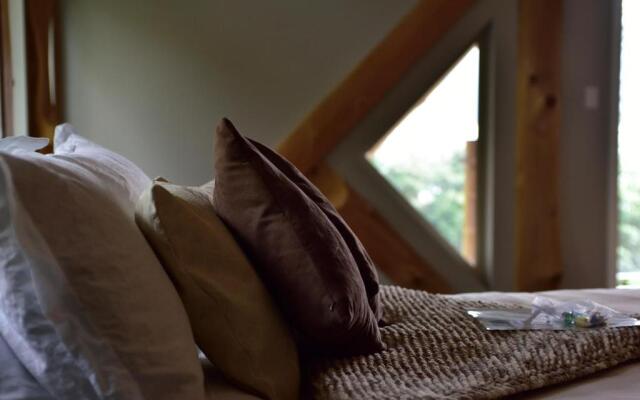 The Rockwell-Harrison Guest Lodge