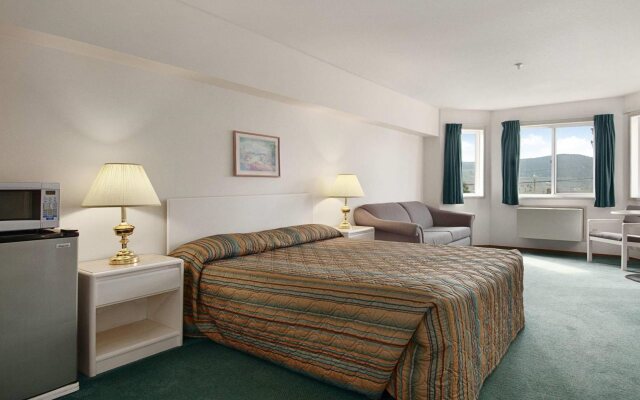 MountainView Hotel Merritt