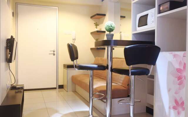 Port View Green Bay Apartment Pluit