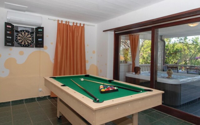 Stunning Home in Zrnovo With Wifi and 3 Bedrooms
